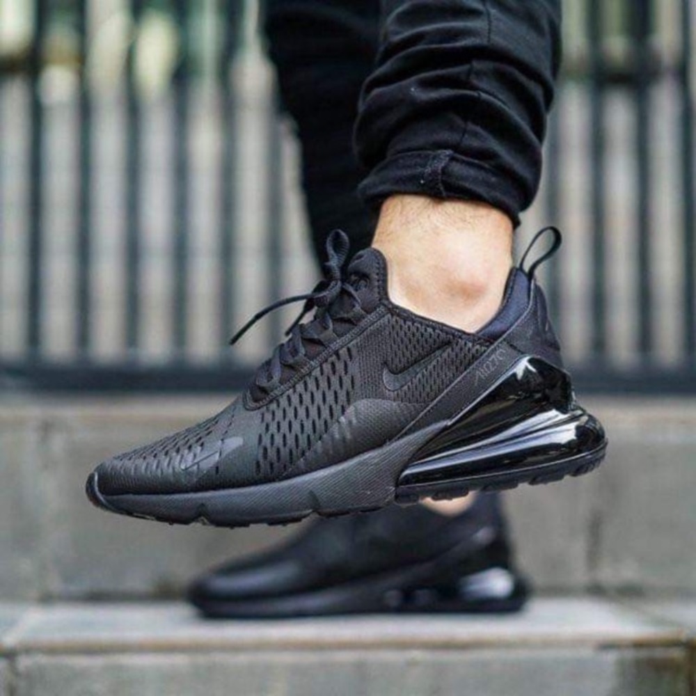 Nike Air Max 270 TRIPLE BLACK